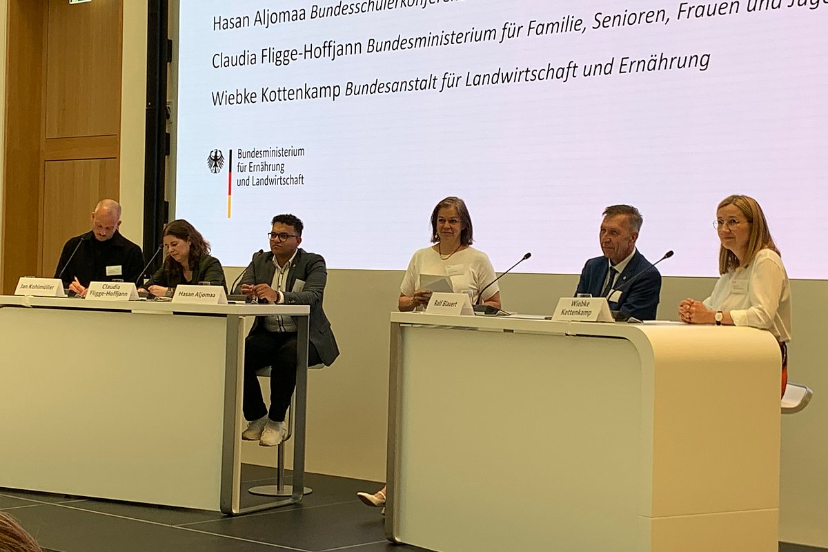 Podiumsdiskussion auf dem ersten deutschen Ernährungstag