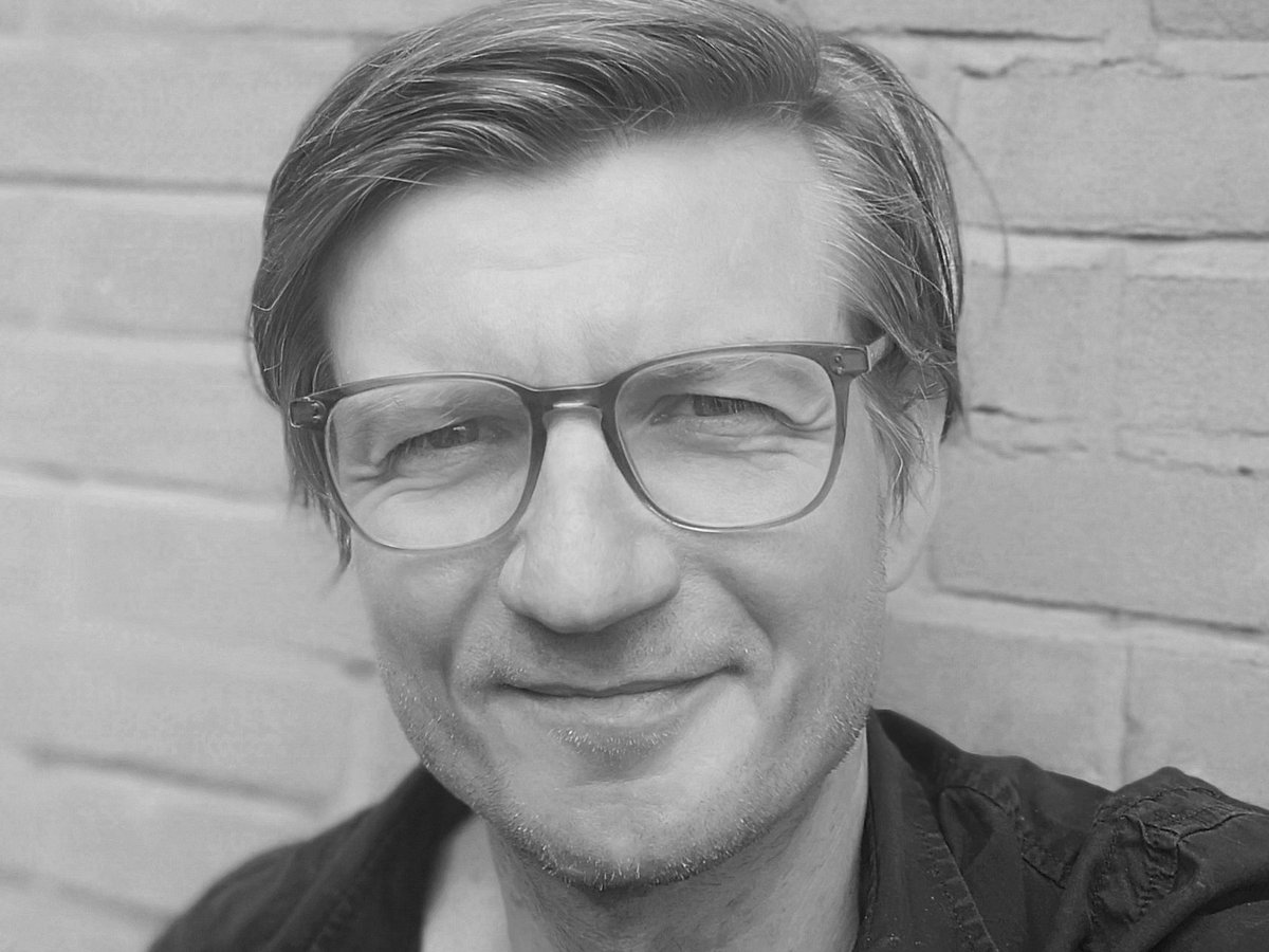 Adrian Krawczyk ist Referent für Raumkonzepte im Ganztag der Behörde für Schule, Familie und Berufsbildung Hamburg