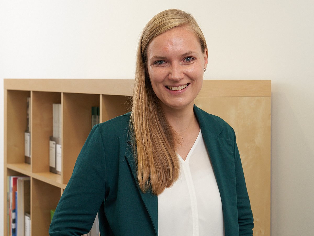 Selina Wachowiak arbeitet bei der Vernetzungsstelle Schulverpflegung Hamburg (HAG)