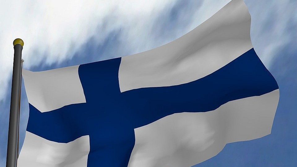 Flagge von Finnland – Blaues Kreuz auf weißem Grund.