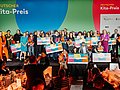 Gruppenbild der Preisträger des Deutschen Kita-Preises 2024